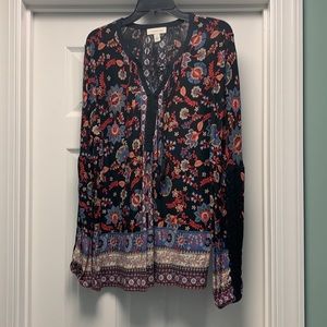 Vintage America Sz L black print v neck top